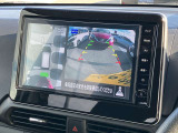 【アラウンドビューモニター】車両周辺をモニターで確認できて、駐車が苦手な人でもスムーズに駐車できます