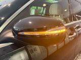 当店でお車をご購入のお客様はオーナー様専用保険「メルセデス・ベンツブランド保険」にご加入頂けます。飛来物によるフロントガラス破損やパンクによるタイヤ交換の際に、修理費用の一部をご負担致します。