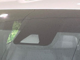 【トヨタセーフティセンス】走行中に前方の車両等を認識し、衝突しそうな時は警報とブレーキで衝突回避と被害軽減をアシスト。より安全にドライブをお楽しみいただけます。