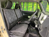 運転席シート廻りは使用感も少なく、良好な状態となっています。丁寧に使われていたことがよくわかりますね。