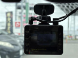 【ドライブレコーダー】映像・音声などの運転中の記録を残します。事故などを起こした起こされた時の証拠になりえますので、もしも時でも安心ですね。