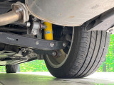 お車を安心してお乗りいただく為には、足回りの定期点検が欠かせません。サービスサポート(有償保証)では無料点検もご提供しており、安心のカーライフをお過ごしいただけるサポート体制が整っています。