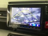 バックも安心のバックカメラ付いています。バックカメラがあると、いつでも安全にバックできますね。死角も減ります。