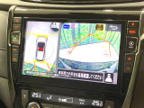 【アラウンドビューモニター】専用のカメラにより、上から見下ろしたような視点で360度クルマの周囲を確認することができます☆死角部分も確認しやすく、狭い場所での切り返しや駐車もスムーズに行えます。