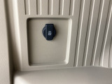 トランクルームにアクセサリーソケット(電源ソケット)が付いています。
