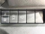 【スズキ セーフティサポート】走行中に前方の車両等を認識し、衝突しそうな時は警報とブレーキで衝突回避と被害軽減をアシスト。より安全にドライブをお楽しみいただけます。