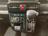 納車前にはプロのメカニックが、各部の点検を行います。ディーラーにしか出来ない品質、そしてサービスできっと満足していただけると思います!