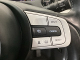 【アダプティブ・クルーズ・コントロール】予め設定した車速内でクルマが自動的に加減速。 前走車との適切な車間距離を維持しながら追従走行し、高速道路でのドライバーの疲労を軽減してくれる嬉しい機能付♪