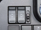 スマートキーや運転席のスイッチで後席両側スライドドアの開閉が可能♪電動だから力を入れてドアを開ける必要が無く、小さなお子様でも簡単に開け閉めでき快適です♪
