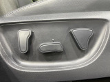 【パワーシート】スイッチ一つで簡単にシートの微調整が可能!電動だから力もいりません!快適なシートポジションにセットして、快適なドライブをお楽しみください。