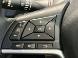 ステアリングスイッチ搭載!ハンドルひとつで手を離さなくても運転中視線をそらさなくても操作が出来て便利です♪