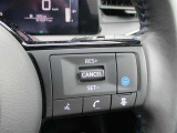 話題の運転支援装置プロパイロットが搭載されてます