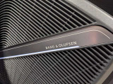 【レザーパッケージ メーカーOP価格￥290,000- 【Bang & Olufsen 3D アドバンストサウンドシステム】1ランク上の特別なサウンドシステムをお楽しみください!