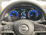【メーター】メーター内のカラーディスプレイには運転をサポートするさまざまな情報を表示!
