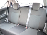 お車選びをお楽しみ頂けるよう、在庫車の展示スペースを十分に確保しております。