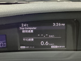 液晶パネルにも車両の様々な情報が表示が可能です。