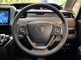 【ステアリングスイッチ】運転中、前方から目線をそらすことなく、オーディオ等の操作が可能な便利機能!安心&快適なドライブを演出してくれます♪