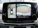 アラウンドビューモニター!空から見下ろしているかのような映像を映し出します。駐車時には安心ですよね♪