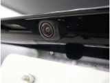 バックカメラが付いているので後方確認が非常にしやすいです。今や運転初心者も熟練者も必須装備!ついていて損はないですね♪