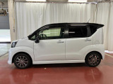 【スマートアシストIII搭載車】 衝突回避支援ブレーキ機能(対車両・歩行者)、衝突警報機能(対車両・対歩行者)、誤発信抑制制御機能などの機能で安全な運転をサポートします。