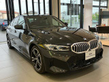 【BMWの伝統-2】時代を超える美しさ。磨き抜かれたエアロダイナミクスが瞳を奪う。一目で伝わるスポーティーなプロポーションは、BMWの走行性能を生み出すのに欠かせない要因の一つです。