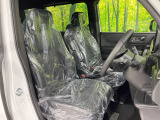運転席シート廻りは使用感も少なく、良好な状態となっています。丁寧に使われていたことがよくわかりますね。