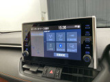 ブルートゥースに接続することにより、スマホに入ったお気に入りの音楽を車内で楽しむことができます♪あると本当に便利な機能になっています!
