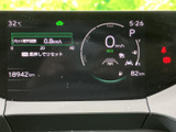 視認性の高いメーター類が、運転に必要な情報を分かりやすく表示します。運転に集中できる、シンプルなデザインです。