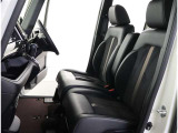 見通しのよいすっきりとした視界で、誰でも運転しやすいです。運転のしやすさは疲れにくさにも繋がりますよ♪