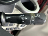 【オートライト(AUTO)】外の明るさをシステムが感知して、自動でヘッドライトが点灯します!ヘッドライトをつけ忘れを防ぐ便利機能です。