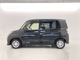 両側パワースライドドア付きだから、狭い駐車スペースなどでの 乗り降りラクラク!小さなお子さまのいるご家庭には嬉しい装備。