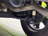 お車を安心してお乗りいただく為には、足回りの定期点検が欠かせません。サービスサポート(有償保証)では無料点検もご提供しており、安心のカーライフをお過ごしいただけるサポート体制が整っています。