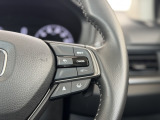 ハンドル右側スイッチは、ホンダセンシングの機能の一つ、「アダプティブクルーズコントロール」です。