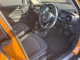 ◆LIBERALAは、輸入車選びの新たなスタイルを提案するインポート・セレクト・ブランドです。オーナー様となる方がクルマから直接感じる感性を第一にした、最良の一台との出会いをコーディネートいたします。