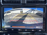 【バックモニター】バックカメラが装着されています。車庫入れが苦手な方もこれがあれば安心ですね