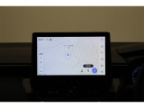 ディスプレイオーディオを装備。スマホとクルマをつなぐことで、これまでのナビに加えて、いろんなサービスが楽しめます。