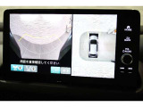 純正のマルチビューカメラが装備されています!上から見下ろしたような視界のカメラが駐車をサポートします!