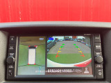 アラウンドビューモニター付きですので、車庫入れも楽々です。