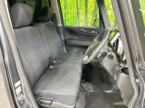 ドライバーによって運転しやすいポジションは異なり、あの車はどうなのか不安なこともありますよね。気になるお車は店頭で乗り込んでご確認いただけます♪