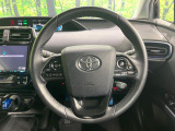 【純正革巻きステアリング】上質な革を使用することで、手にしっかり馴染みとても運転しやすいハンドルです♪