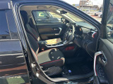 運転席も見てみましょう♪