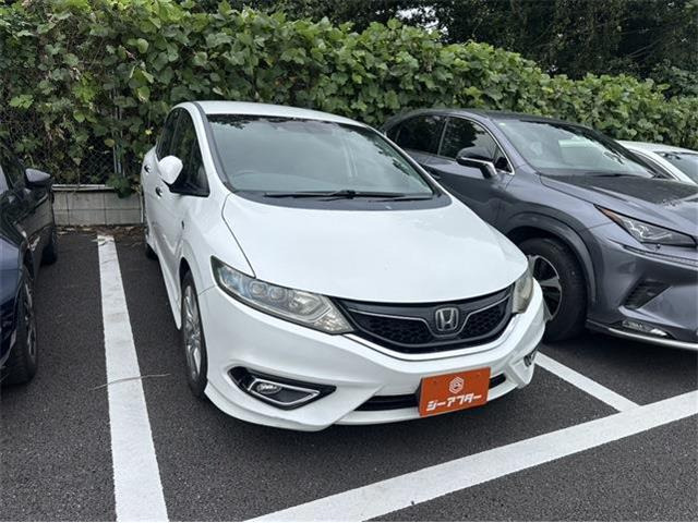 ジェイド 1.5 ハイブリッドX 禁煙車 純正ナビ バックカメラ