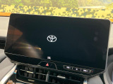 【12.3インチワイドナビ】高級感とインパクトのある大型ワイドナビを装備。各種オーディオ操作はもちろん、横長ワイド画面でのマップ2分割表示など、利便性も高いナビです♪