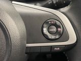【レーダークルーズコントロール】高速道路での長距離走行が楽に!!自動で速度を保つクルーズコントロールが、衝突軽減システムと連携し、前方の車両を感知して車間を保つように速度調節してくれます!!