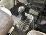 【フロア5速MT】走りの5速MT!!スポーティーな走行をお楽しみいただけます