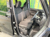 運転席シート廻りは使用感も少なく、良好な状態となっています。前オーナー様が丁寧に使っていたことがよくわかりますね。