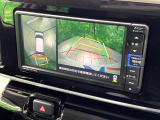 【パノラマモニター】専用のカメラにより、上から見下ろしたような視点で360度クルマの周囲を確認することができます☆死角部分も確認しやすく、狭い場所での切り返しや駐車もスムーズに行えます。