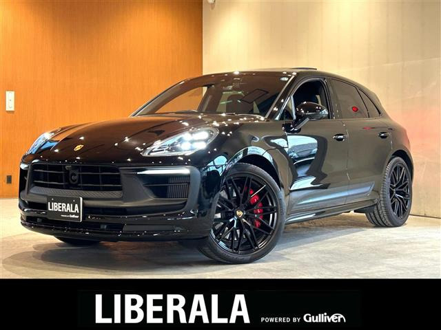 マカン  GTS 4WD 本革シート