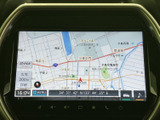 使いやすいナビゲーションシステムで、目的地までスムーズに案内します。快適なドライブをさらにサポートします。