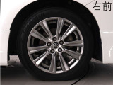 お客様のお好みの新品18インチ、19インチ、20インチホイール装着可能!ダウンサスなどローダウンも取付可能です!ヴァルドやワークなどのメーカー品も取り寄せ可能です!